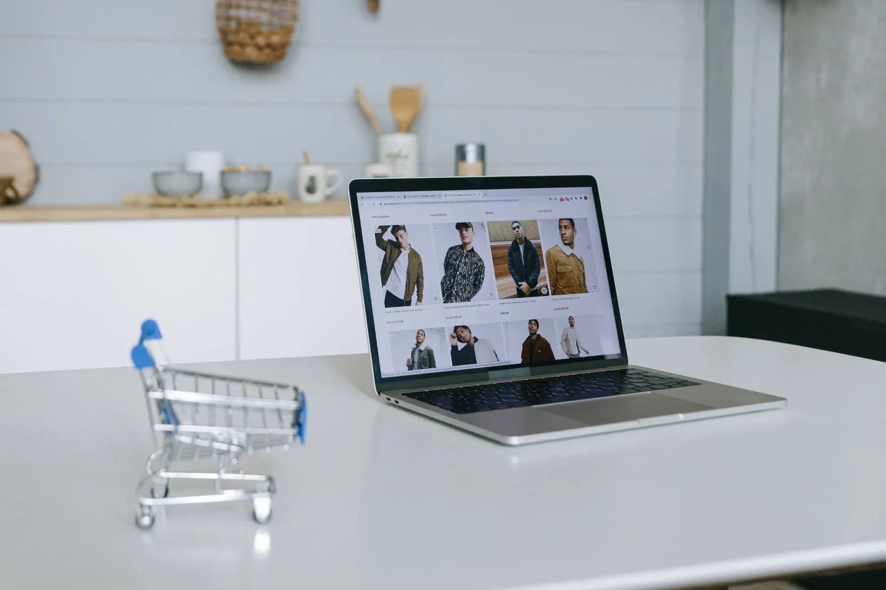 E-Ticaret Yöneticileri İçin Önemli Metrikler ve Formüller